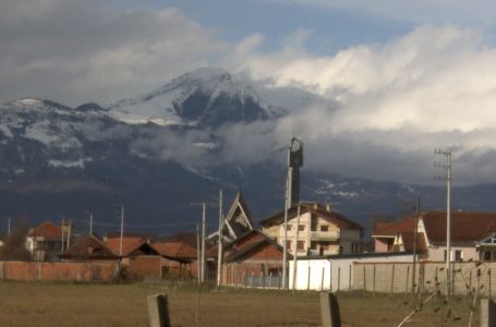 Novosella e Epërme e zbrazët pa mërgimtarë