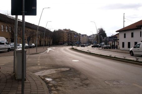 Largohet shtylla në rrugën “Bardhyl Çaushi”, prej kohësh kishte mbetur në mes të asfaltit