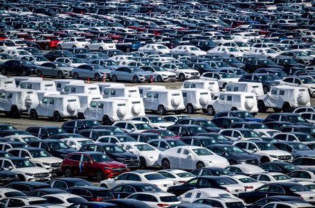 Shitjet e veturave elektrike arrijnë në 20 milionë në vitin 2025