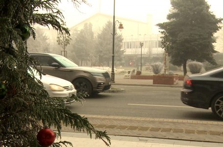 Festimet e Vitit të Ri kanë vazhduar edhe mbrëmë