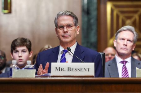 Senati amerikan e konfirmon sekretarin e Thesarit