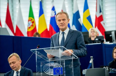 Tusk: Ukraina, Evropa dhe SHBA-ja duhet të punojnë së bashku për krijuar paqen
