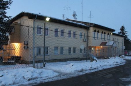 Vdes një i burgosur që po trajtohej në Klinikën Infektive