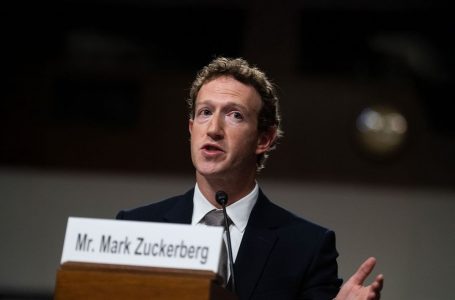 Zuckerberg mbron Metën në “gjyqin e shekullit” për monopolin e mediave sociale