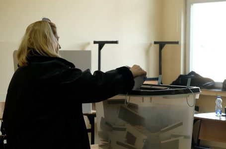 Policia dhe Prokuroria pohojnë se dita e zgjedhjeve në Gjakovë shkoi pa incidente