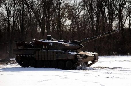 Ukraina përforcohet me artileri gjermane e suedeze