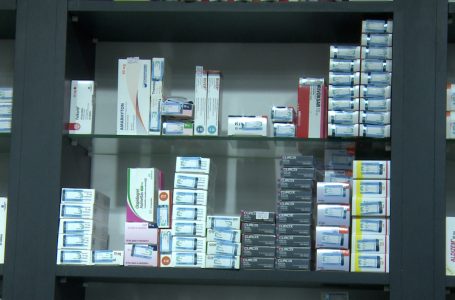 Mungesë e barnave esenciale në shumë prej barnatoreve të qytetit, shkak unifikimi i çmimeve