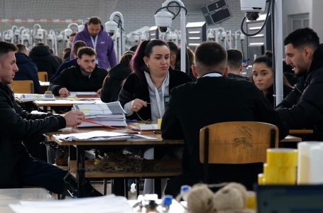 Numërimi drejt përfundimit, për kutinë e dyshuar ende s’ka vendim