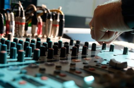 13 Shkurti, Dita Ndërkombëtare e Radios