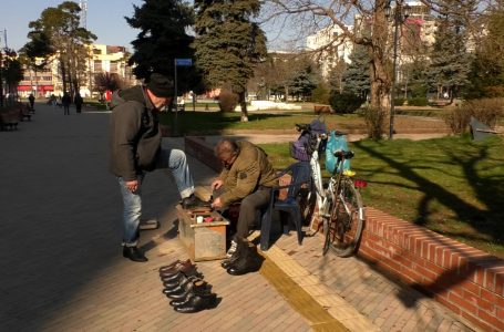 Lustragjiu Urim Mersula prej 40 vitesh ushtron profesionin e tij