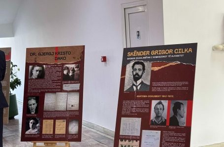 Hapet ekspozita “Persekutimi komunist i hartuesve të alfabetit shqip dhe familjarëve”