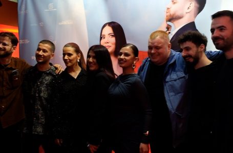 Në Kino “Hyrije Hana” u shfaq premiera e filmit “Dashuri më këste”