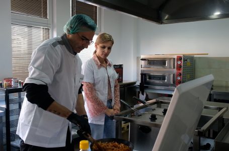 Qendra për Aftësim Profesional në Gjakovë ofron 10 profile të ndryshme zanati