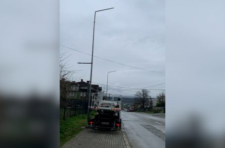 Eliminohet rreziku në shtyllën e ndriçimit në afërsi të shkollës “Fehmi Agani”