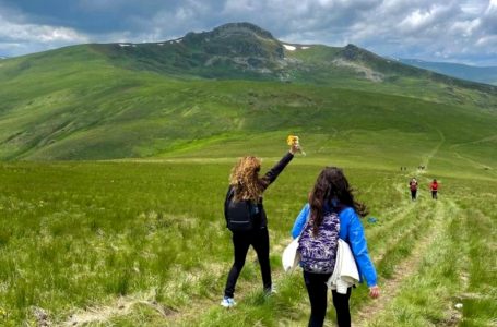 Shtegu i Ngjyrave, një perlë natyrore në Parkun “Korab-Koritnik”