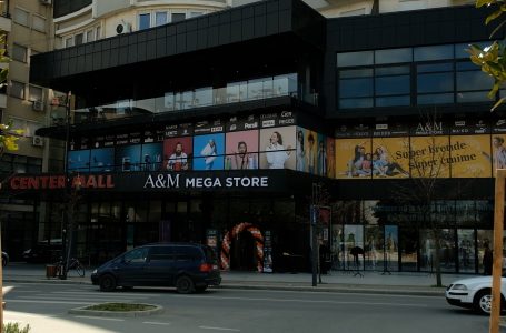 A&M-MEGA STORE hap pikën e saj në qendrën tregtare “CENTER MALL” në Gjakovë