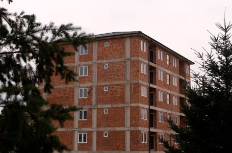 Shehu-Kola: Punimet në objektin e ri të banimit social drejt përfundimit