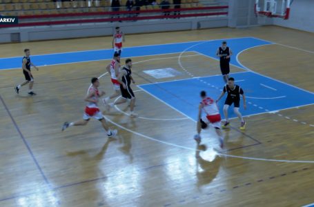 Basketbollistët e KB “Gjakova” fitojnë kupën e Ligës së Dytë
