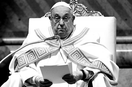 Vdiq Papa Françesku