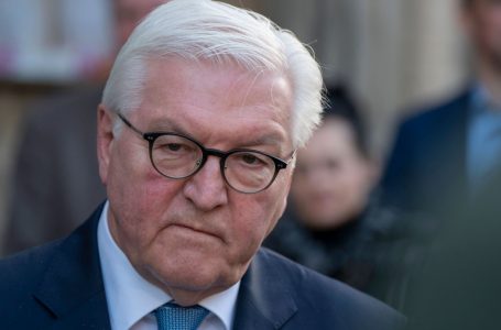 Steinmeier në selinë e NATO-s: Gjermania do të bëhet shtylla kurrizore e mbrojtjes së Evropës