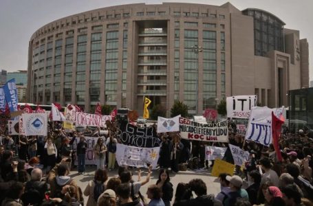Dhjetëra të arrestuar në Stamboll për korrupsion