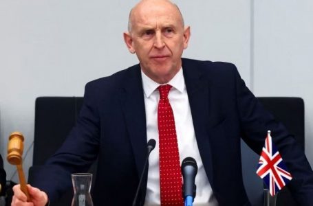 Britania njofton 580 milionë dollarë ndihmë ushtarake për Ukrainën