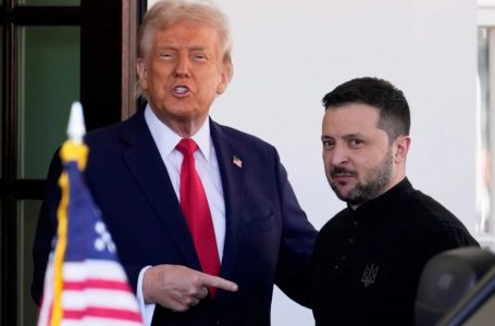 Zyrtarët amerikanë në Paris