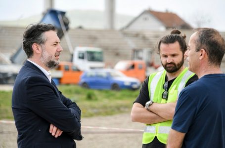 Kur do të përfundojnë punimet në stadiumin “Adem Jashari”? Flet Hajrulla Çeku