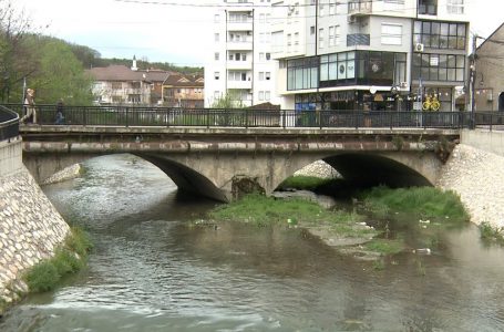 Lumi Krena i mbushur “me gjithçka”
