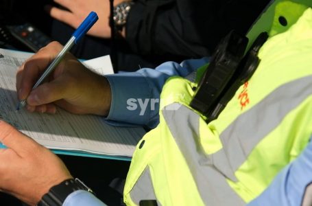 Policia e Kosovës shqipton rreth 2 mijë tiketa trafiku në 24 orët e fundit