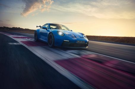 VIDEO | Porsche thyen rekord si vetura më e shpejtë me transmision manual në pistë