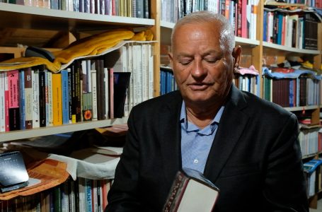 Pjetër Gecaj: Frymëzimin për të shkruar libra e kam pasur qysh nga fëmijëria