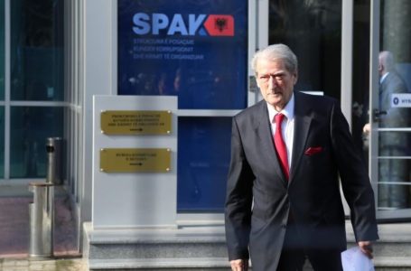 Berisha lexon shënimin që i la kreut të SPAK-ut