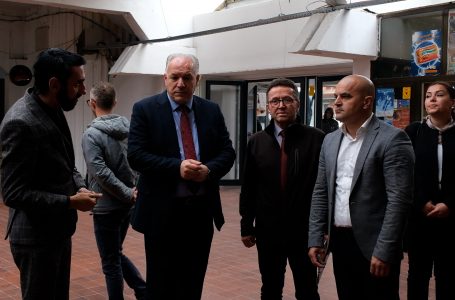 Ministri në detyrë Damka paralajmëron investimet e fazës së dytë në Stacionin e Autobusëve në Gjakovë