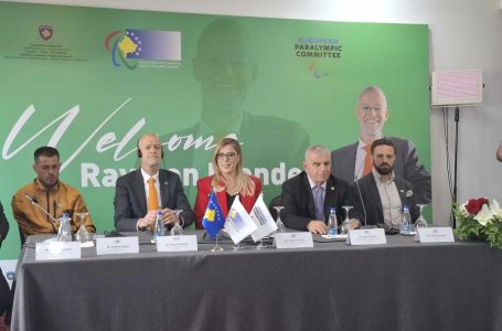 Moment historik për paralimpizmin kosovar, vjen në vizitë i pari i KPE-së