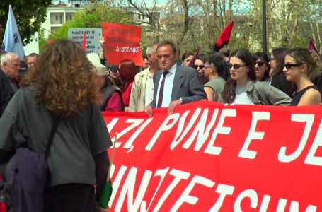 1 Maji me protestë, kërkohet rritje e pagave dhe respektim i të drejtave të punëtorit