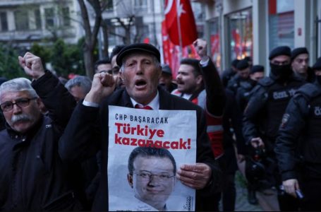 Turqia bllokon llogarinë në X të kryetarit të burgosur të Stambollit, Imamoglu