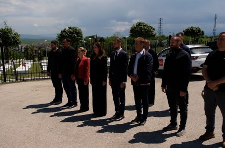 LVV përkujton Epopenë e Çabratit me homazhe nderimi