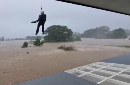 Dy të vdekur e dy të zhdukur nga përmbytjet në Australi