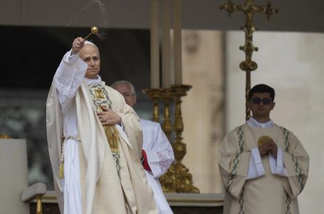Ceremoni solemne në Vatikan