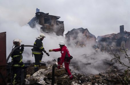Rusia kryen sulme masive me dronë në Ukrainë