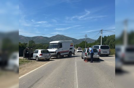 Dy persona janë lënduar në një aksident komunikacioni në Korenicë