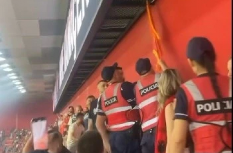Reagon OVL-UÇK pasi në ndeshjen Shqipëri – Serbi u hoqën simbolet e UÇK-së