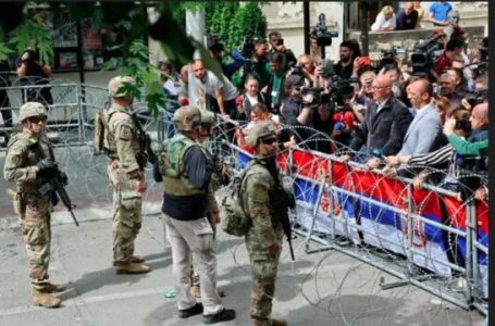NATO i kërkon Serbisë t’i nxjerrë para drejtësisë grupin e Banjskës dhe personat që kishin sulmuar KFOR’in në Zveçan