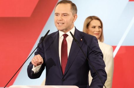 Kush është Karol Nawrocki, boksieri amator që u zgjodh president i Polonisë?