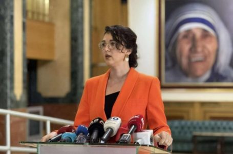 ​Kryeziu-Hyseni: Qëllimi i partive opozitare nuk është zgjidhja por vazhdimi i bllokadës