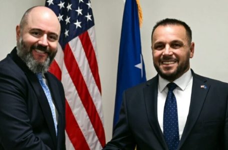 Maqedonci: Kosova dhe ShBA hapin një kapitull të ri të marrëdhënieve për mbrojtje dhe siguri