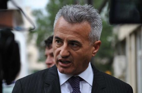 Bllokada në Kuvend, Koci i bën thirrje Kurtit të ndryshojë kandidatin për kryeparlamentar