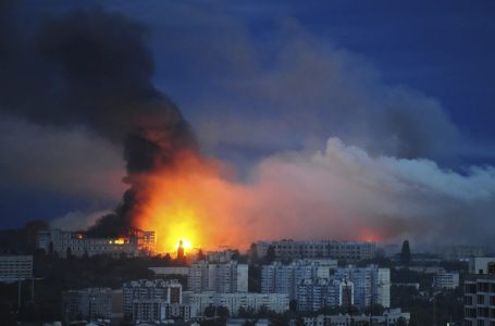 Shkëmbimi i trupave të ushtarëve vonohet mes akuzave të ndërsjella mes Rusisë dhe Ukrainës