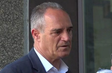 ​Hasani: Kam pasur kërkesa nga LVV-ja, nuk e meritojnë votën